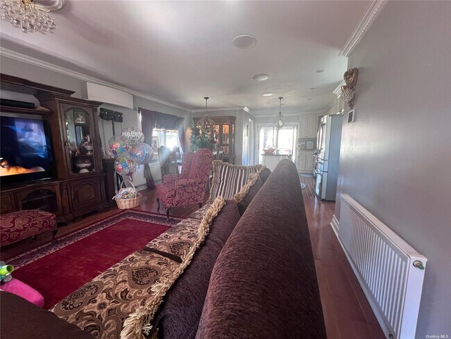 Foto del edificio - 11 Maplewood Rd