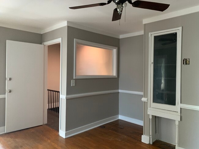 Living Room - 17 Bleecker Pl
