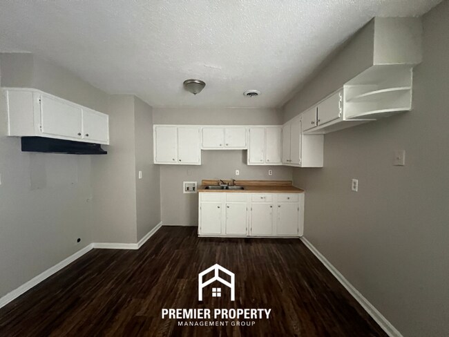 Foto del edificio - 3373 Elk Point Dr