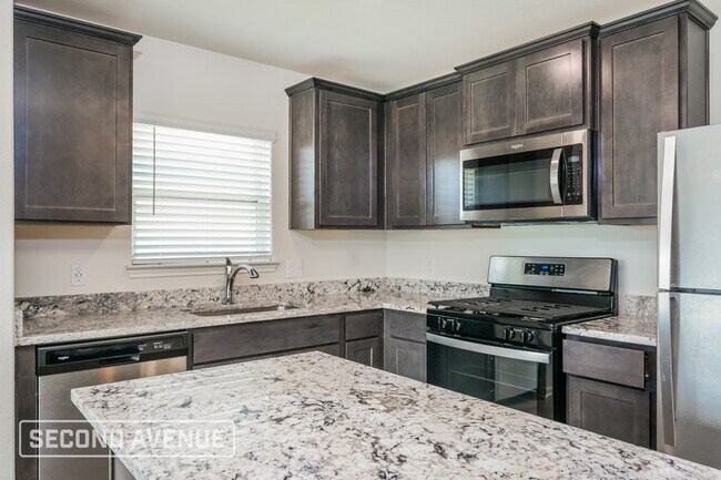 Building Photo - 9628 Sierra Grande Dr