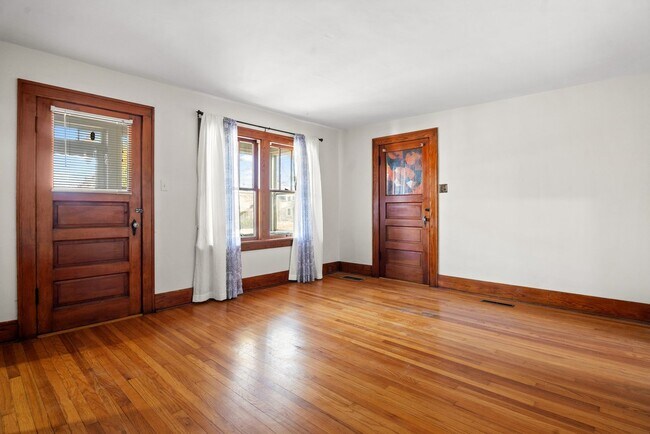 Foto del edificio - 803 S 3rd St