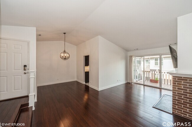 Building Photo - 1263 N Streamwood Ln