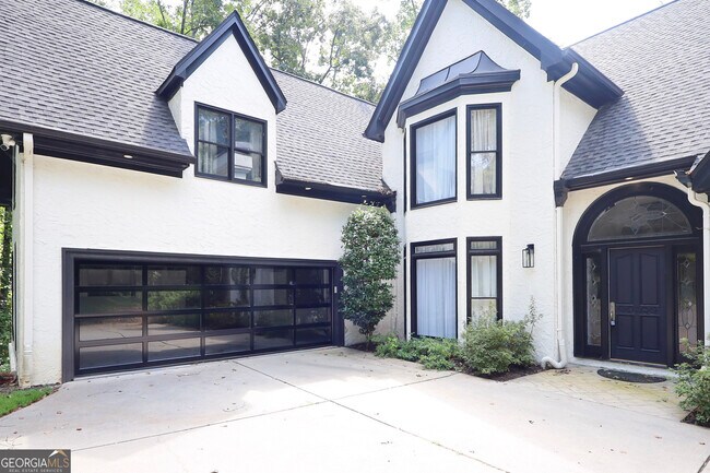 Building Photo - 700 S Brighton Ct