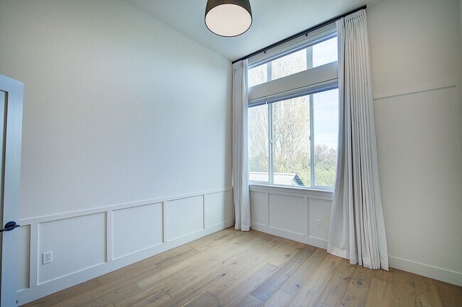 Foto del edificio - 3Bd/1.5Ba Seattle Townhouse