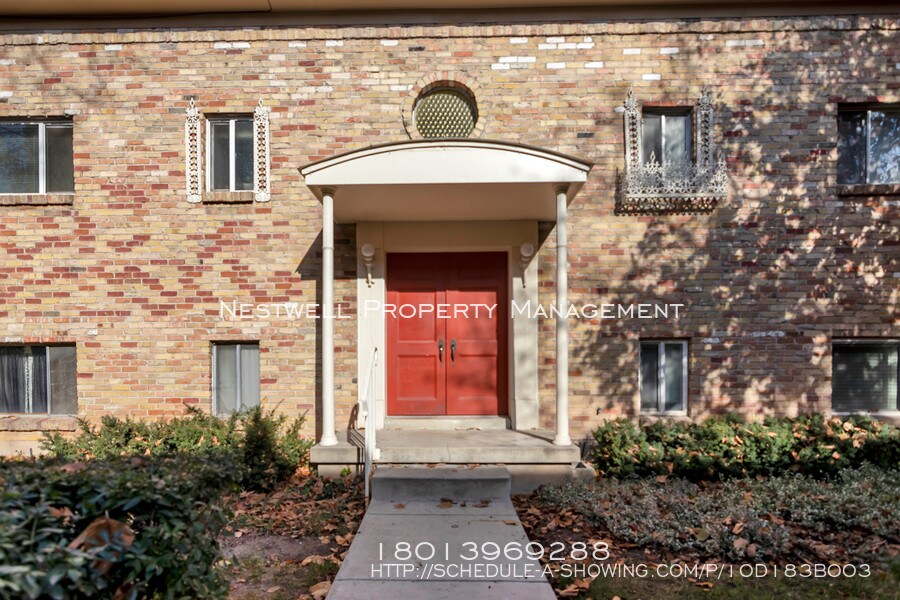 Primary Photo - 1 Bed/1 Bath Holladay Condo. HOA Included!