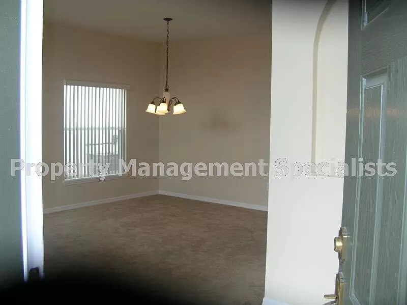 Building Photo - 314 Appaloosa Ct
