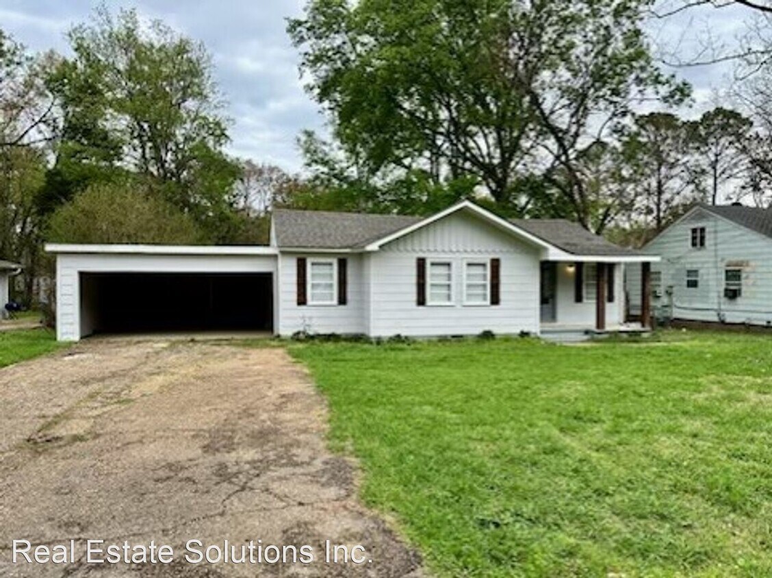 620 Lawrence Rd, Jackson, MS 39206 House Rental in Jackson, MS