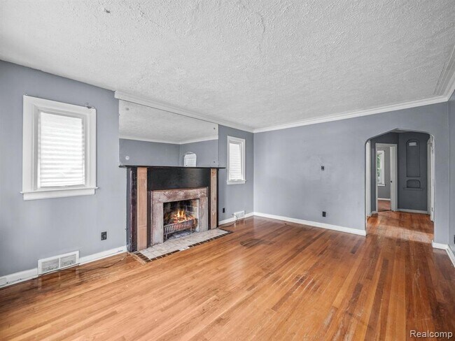 Building Photo - 19019 Riverview St