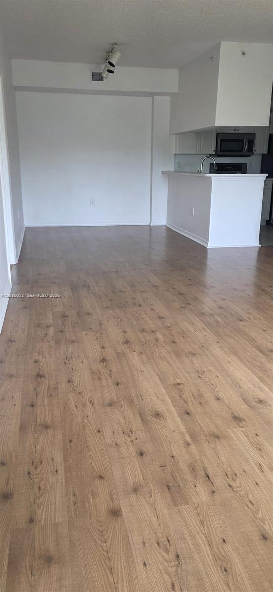 Foto del edificio - 2802 Sarento Pl