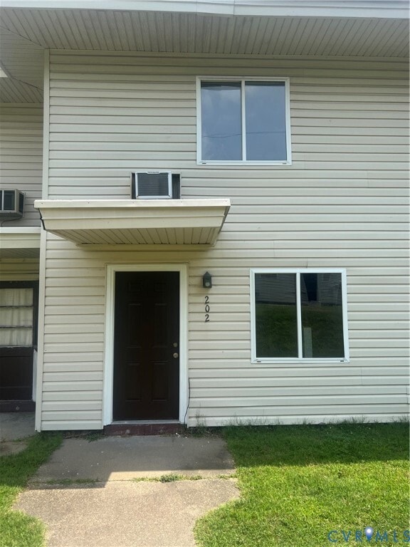 Building Photo - 202 Monticello Dr
