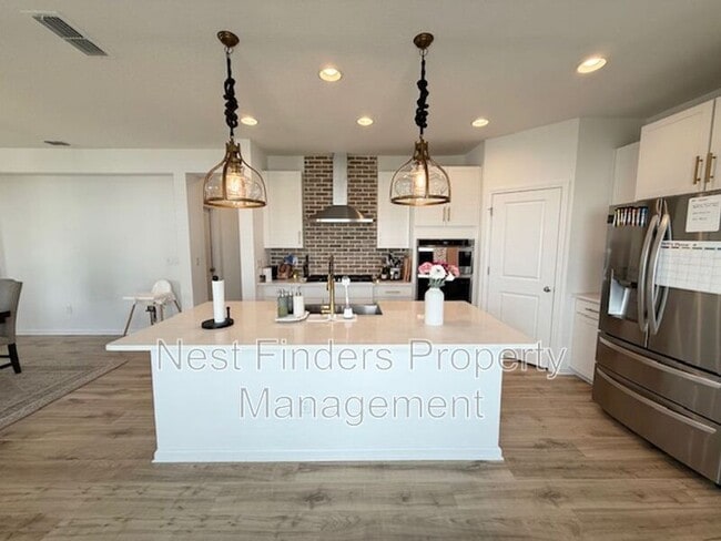 Building Photo - 637 Stargaze Ln