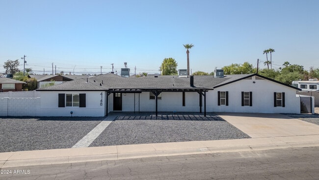 Foto del edificio - 4148 N Westview Dr