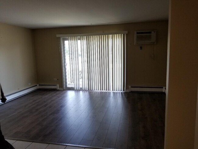 Foto del edificio - 12817 Carriage Ln