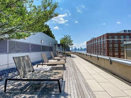 Foto del edificio - 450 W 17th St