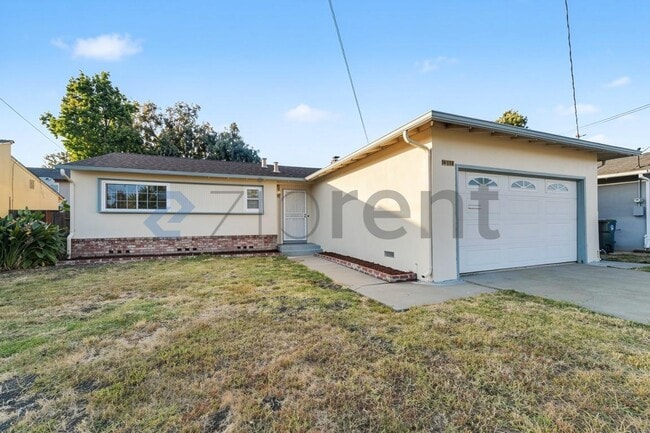 Building Photo - Unit