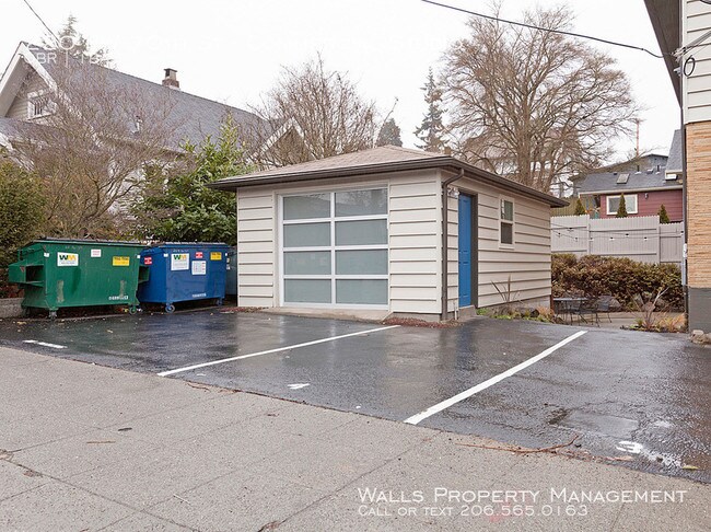 Foto del edificio - Commercial Studio with Bathroom
