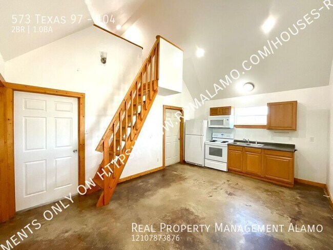 Building Photo - 573 TX-97