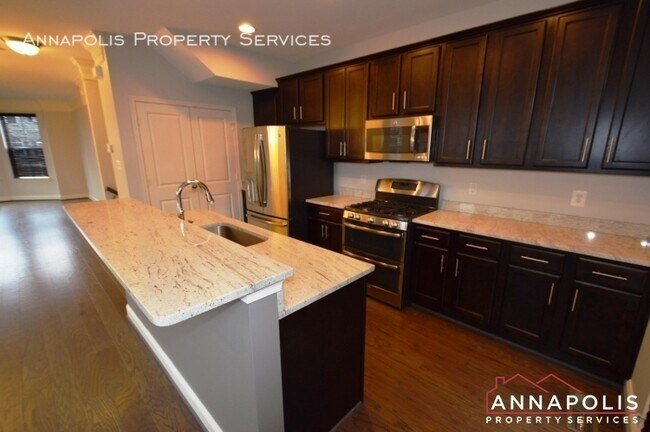 Building Photo - 108 vanguard lane