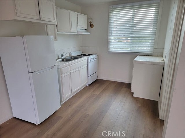 Building Photo - 617 Illinois Ct