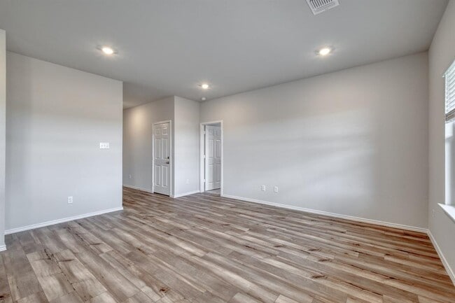 Building Photo - 167 McNamara Ct