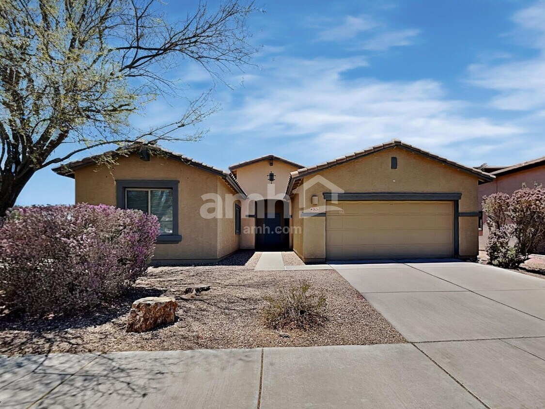 Primary Photo - 7626 E Shadybrook Ln