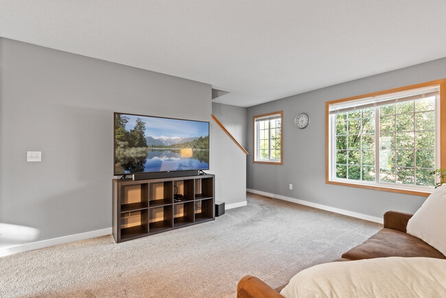 Building Photo - 15515 Foghorn Ln