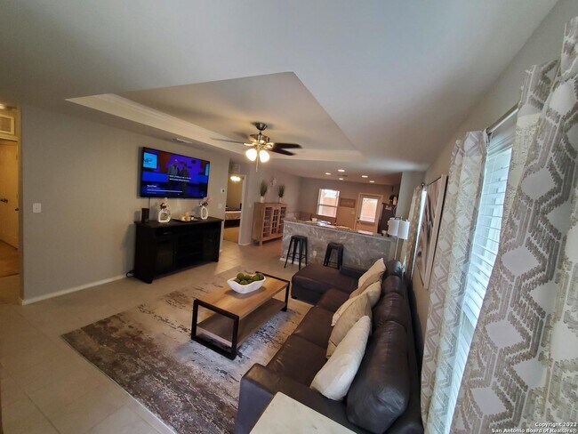 Foto del edificio - 12018 Silver Lgt