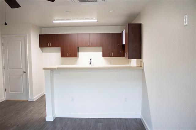 Foto del edificio - 119 Forest Ln