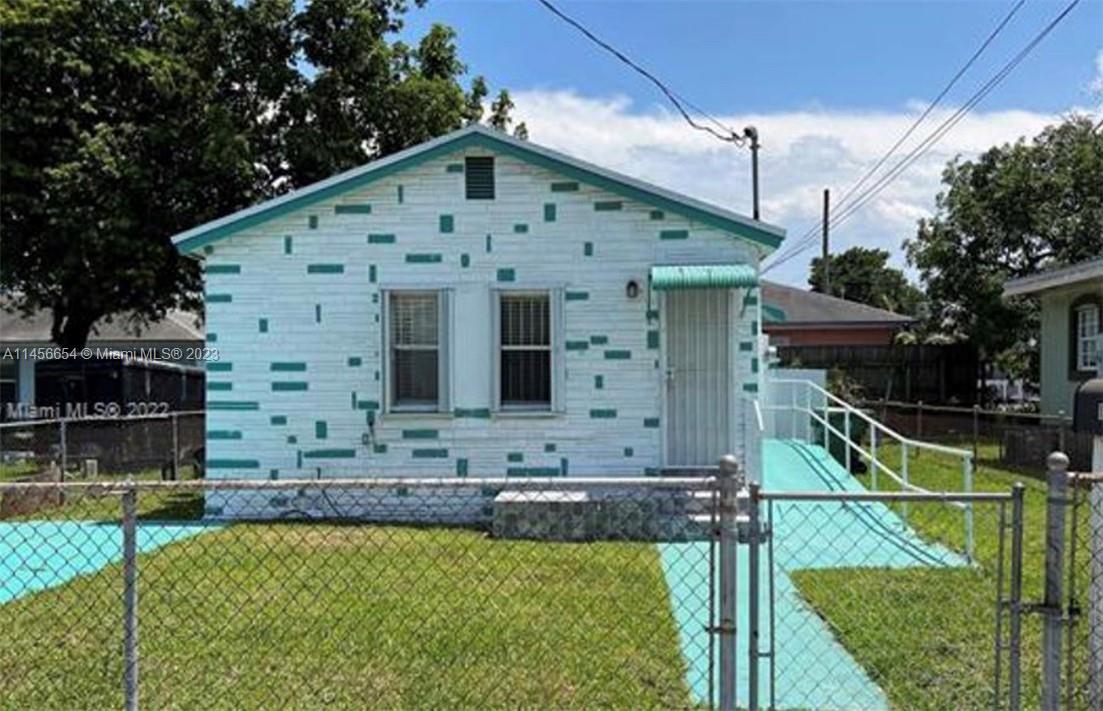 Foto principal - 1514 NW 74th St