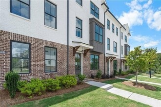 Building Photo - 5430 Howington Ct