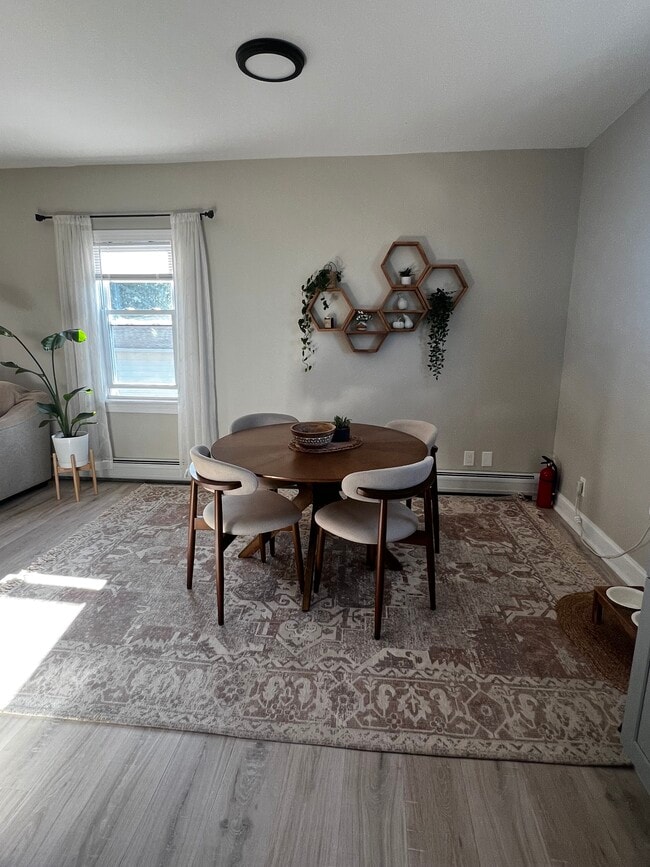 Building Photo - 52 Krakow St