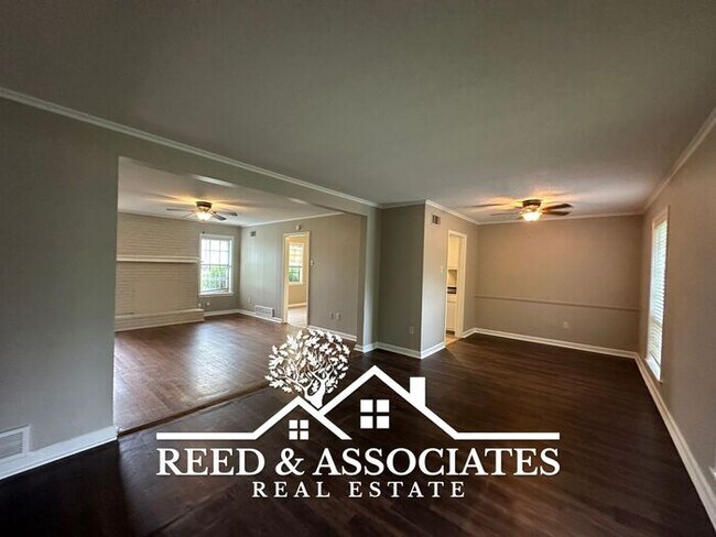 Foto del edificio - Charming Raleigh Home