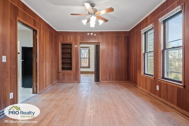 Foto del edificio - 4 Bedroom Home **50% off January's Rent with a January 2026 Move In**