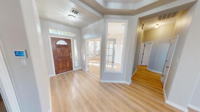 Building Photo - 20717 Bellerive Dr