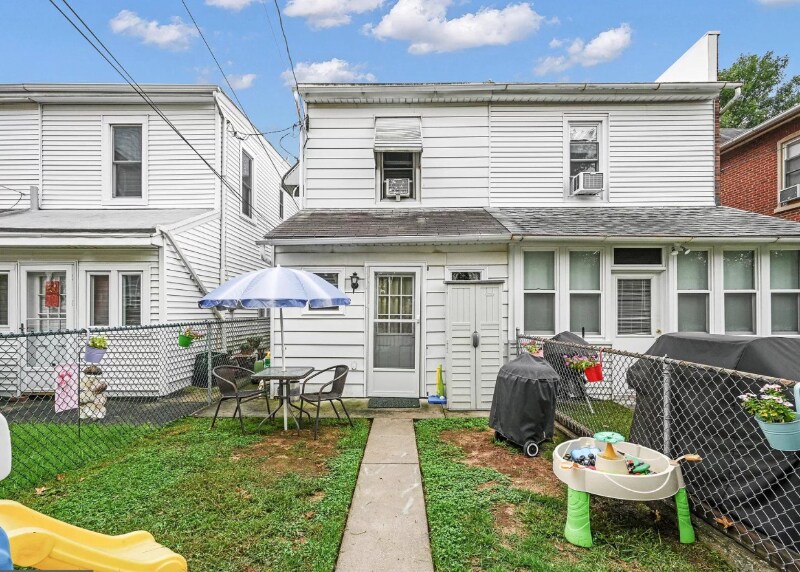Foto principal - 351 2nd Ave