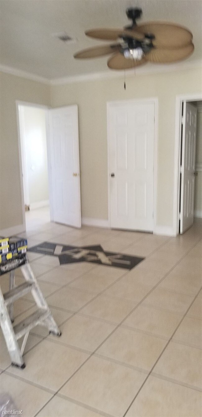 Foto del edificio - 5 br, 3 bath House - 1510 Parkside Dr