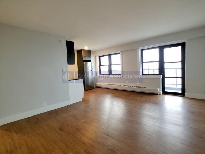 Primary Photo - 1370 Saint Nicholas Avenue