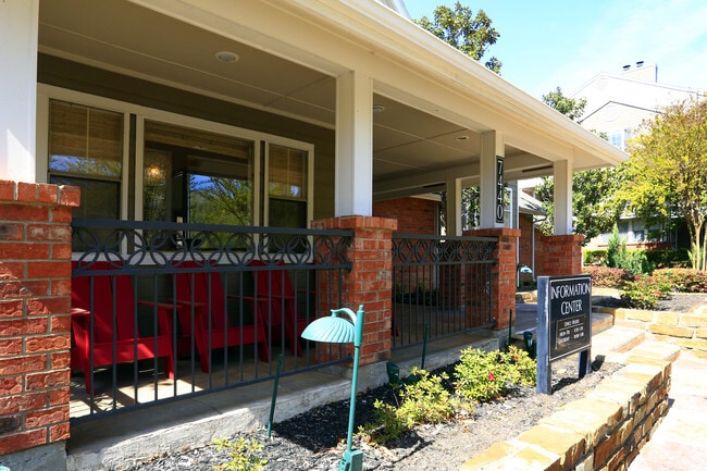 Oficina de arrendamiento - Tenison at White Rock