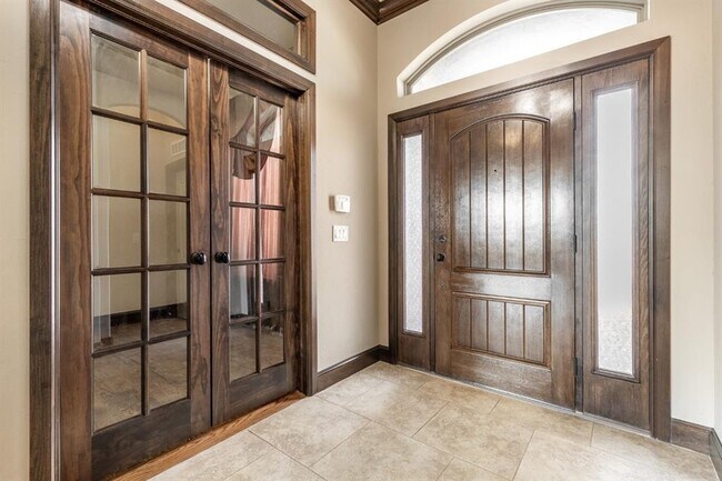 Building Photo - 18308 Orozco Cir
