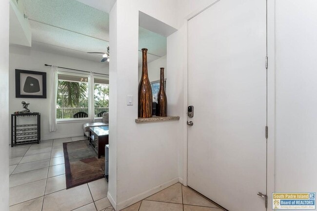 Foto del edificio - 5909 Padre Blvd