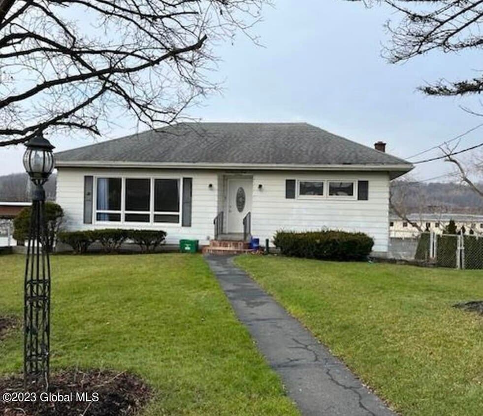 1003 9th Ave, Watervliet, NY 12189 House Rental in Watervliet, NY