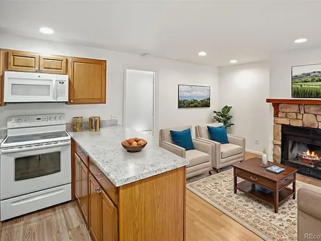 Photo - 5250 S Huron Way Apartment