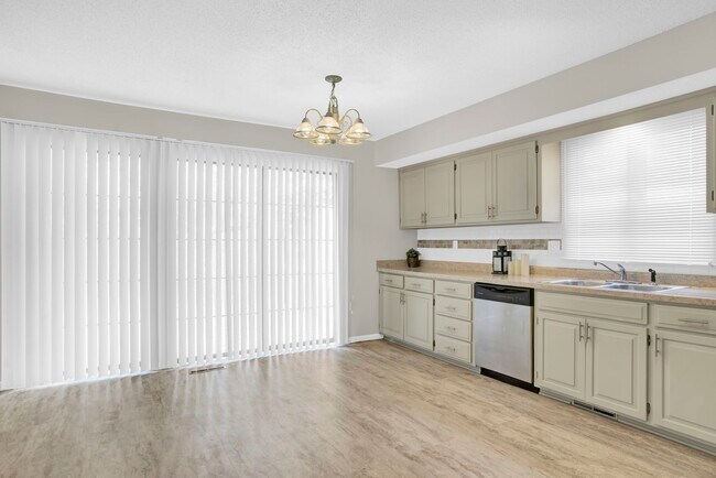 Foto del edificio - 8126 N Stoddard Ave