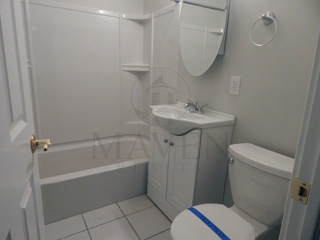 Foto del edificio - 483 Medford St