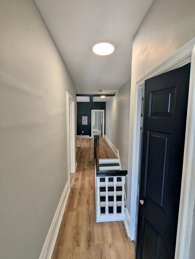 Foto del edificio - 5151 Brown St
