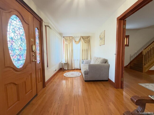 Foto del edificio - 209-44 110th Ave