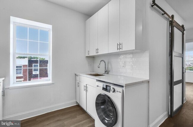 Foto del edificio - 2046 E Huntingdon St