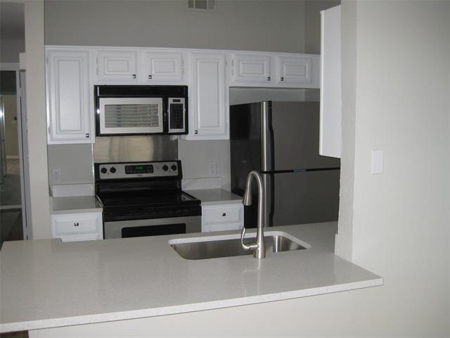 Foto principal - 5619 Preston Oaks Rd