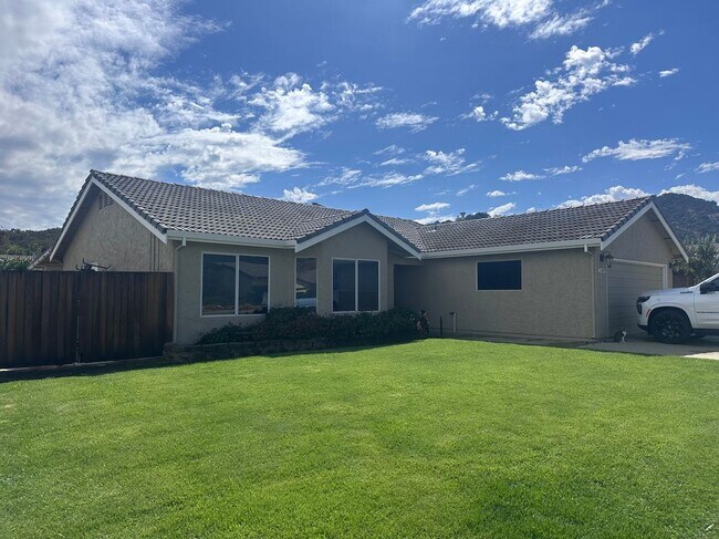 Foto del edificio - 51495 White Oak Dr