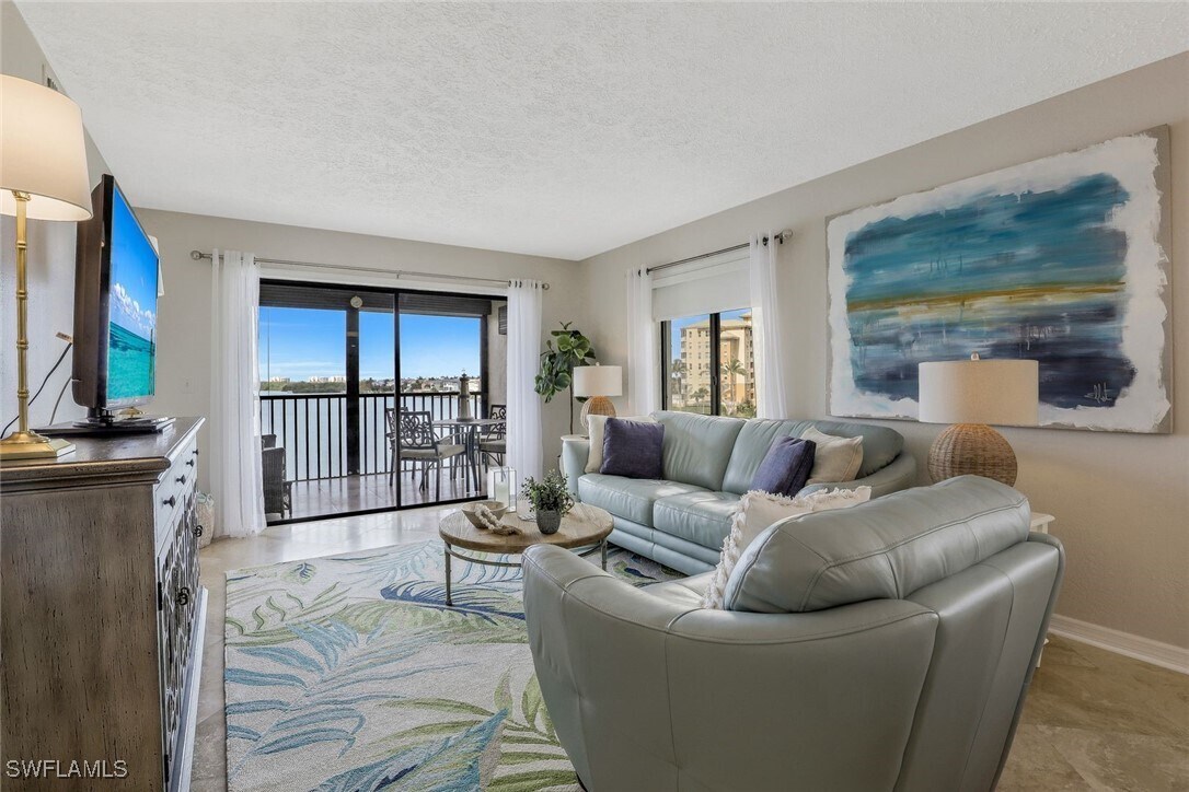 Foto principal - 4835 Bonita Beach Rd SW